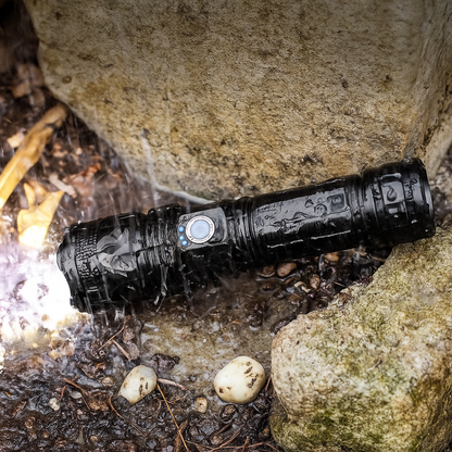 MaxLight taktička lampa