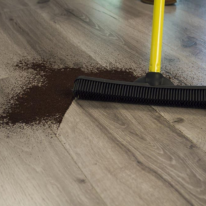 SweepPro gumena metla za čišćenje